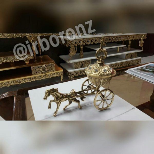 قندان کالسکه ای برنزی مدل اسب یال دار