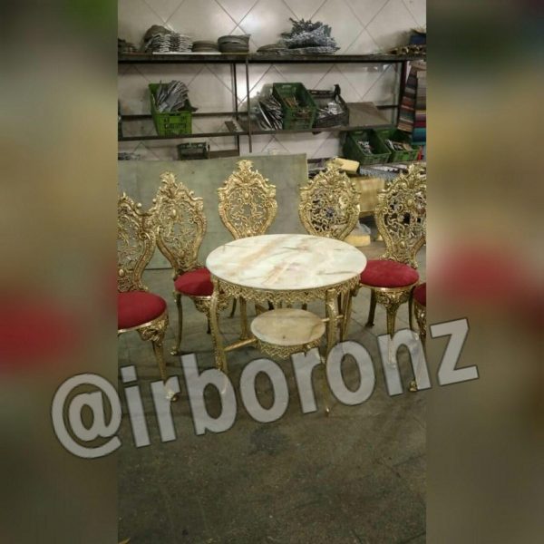 میز ناهار خوری آلیاژ برنزی شش نفره گرد دو طبقه با روی سنگ - Image 3