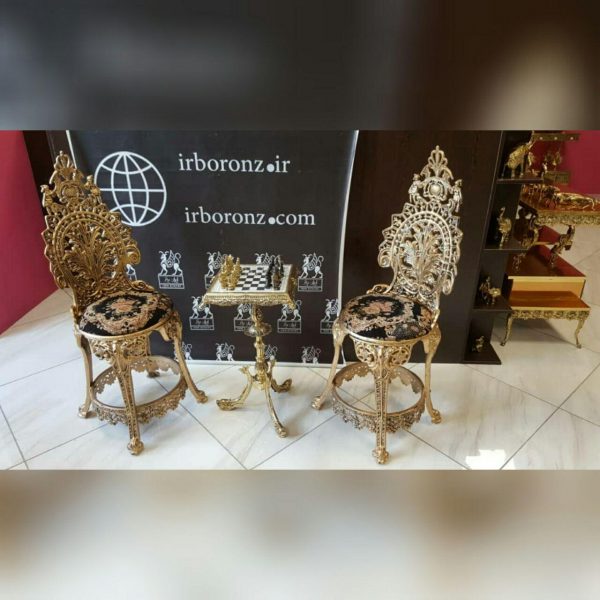 میز و مهره شطرنج برنزی مدل سه پایه ماهی با صندلی آلیاژ برنزی حلقه تسمه دار پارچه گل دار - Image 5