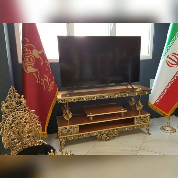 میز تلویزیون آلیاژ برنزی مدل دو کشو صفحه طلایی تسمه نگین درشت 140 سانتی - Image 3