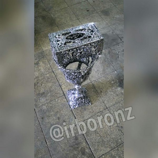 سطل و جا دستمال برنزی مدل گرد پایه یاس رنگ نقره ای - Image 2